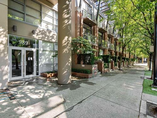 903 989 Beatty Street, Vancouver, BC 