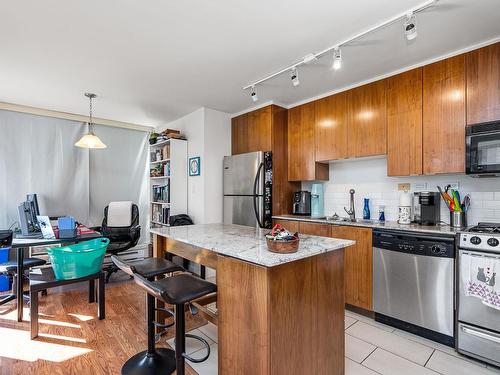 903 989 Beatty Street, Vancouver, BC 