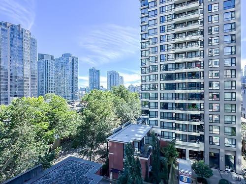 705 909 Mainland Street, Vancouver, BC 