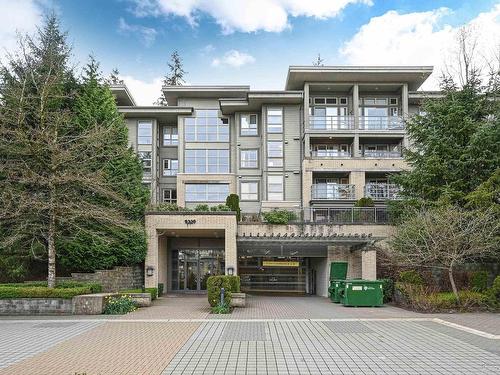 301 9329 University Crescent, Burnaby, BC 