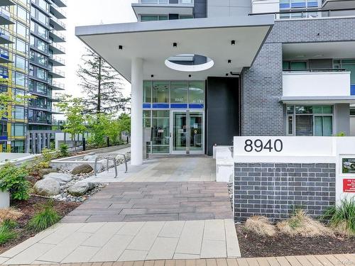 1302 8940 University Crescent, Burnaby, BC 