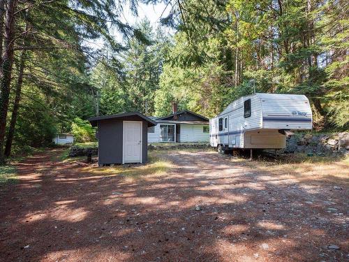 11022 Sunshine Coast Highway, Halfmoon Bay, BC 