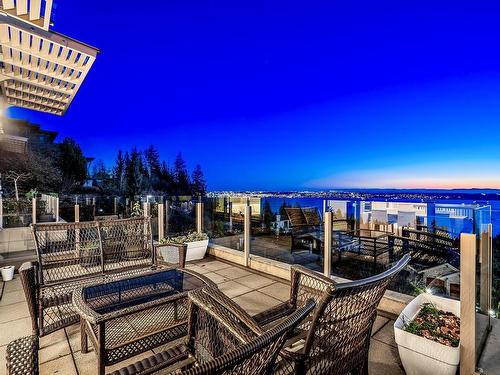 102 2575 Garden Court, West Vancouver, BC 