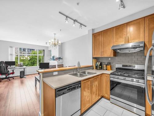 311 4883 Maclure Mews, Vancouver, BC 