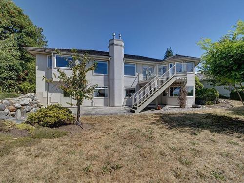 6183 Oracle Road, Sechelt, BC 