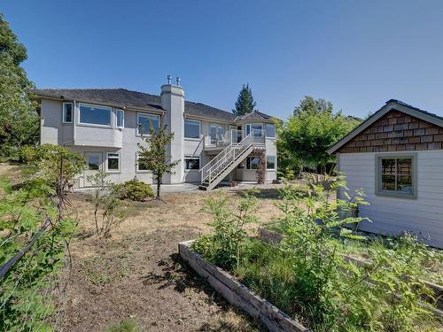 6183 Oracle Road, Sechelt, BC 