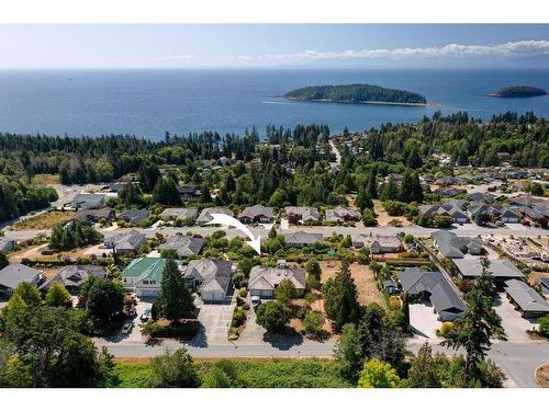 6183 Oracle Road, Sechelt, BC 