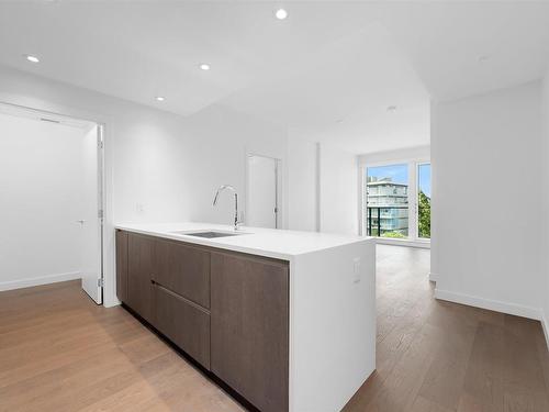 411 5168 Cambie Street, Vancouver, BC 