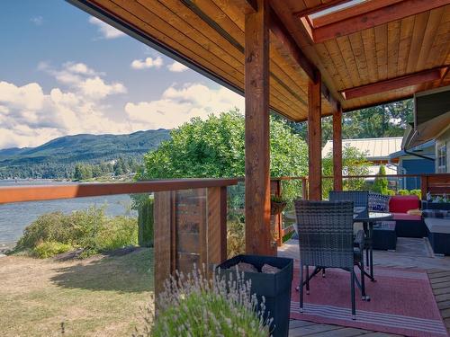 5672 Osprey Street, Sechelt, BC 