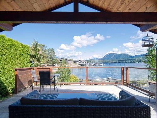 5672 Osprey Street, Sechelt, BC 