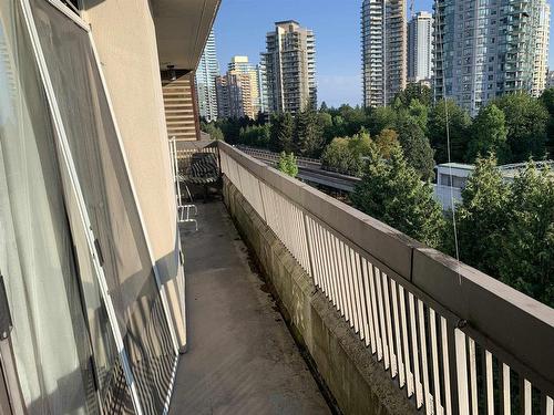 904 5932 Patterson Avenue, Burnaby, BC 