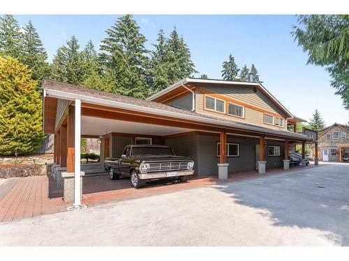 5740-5742 Nickerson Road, Sechelt, BC 