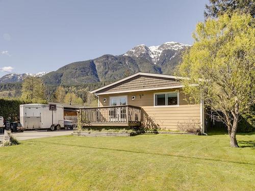 41 Bracken Park Way, Squamish, BC 