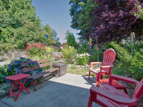 6390 Samron Road, Sechelt, BC 