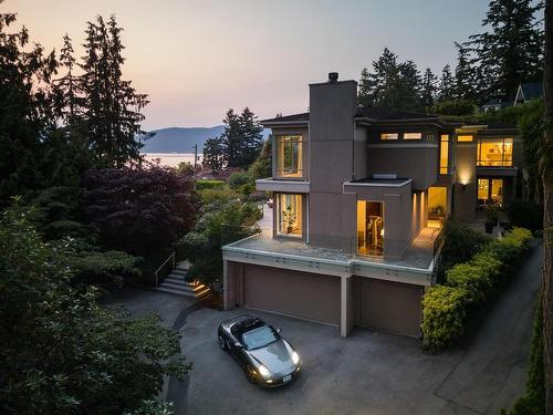 6069 Gleneagles Drive, West Vancouver, BC 