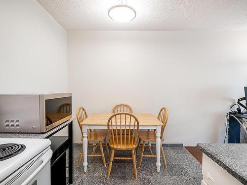 314 4373 Halifax Street, Burnaby, BC 