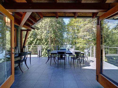 5950 Tillicum Bay Road, Sechelt, BC 