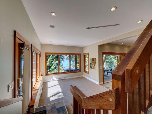 5950 Tillicum Bay Road, Sechelt, BC 