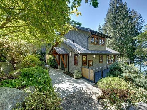 5950 Tillicum Bay Road, Sechelt, BC 