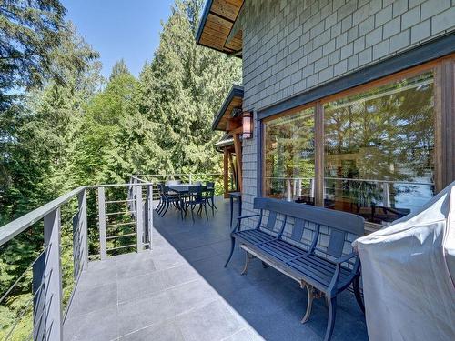 5950 Tillicum Bay Road, Sechelt, BC 