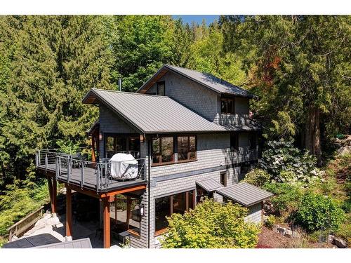 5950 Tillicum Bay Road, Sechelt, BC 