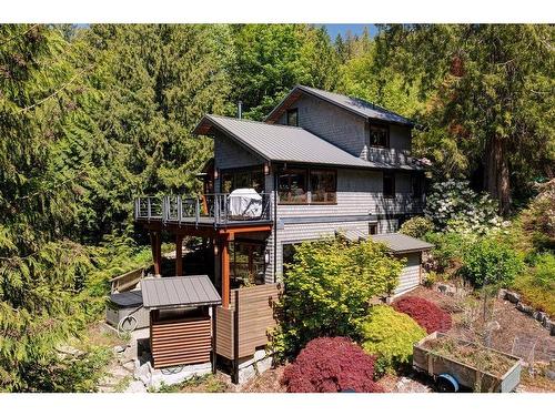 5950 Tillicum Bay Road, Sechelt, BC 