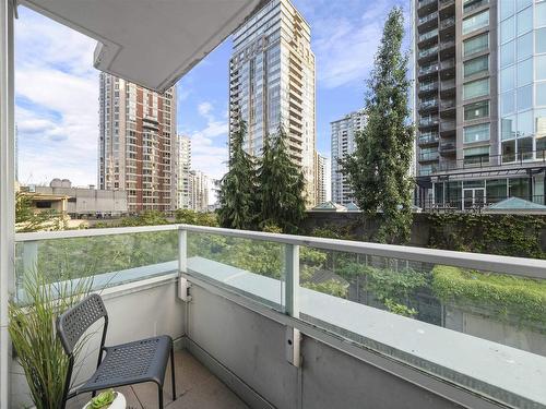 513 833 Homer Street, Vancouver, BC 