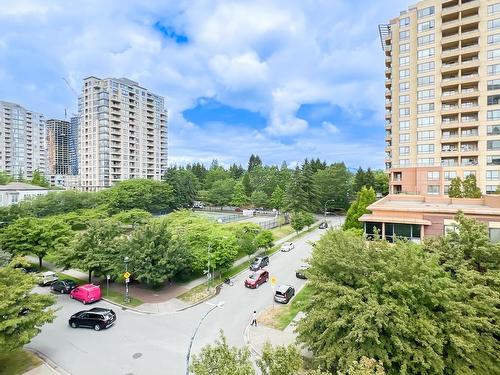 612 3588 Crowley Drive, Vancouver, BC 