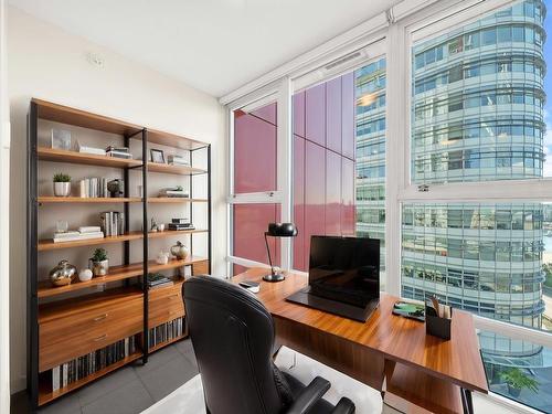 909 111 W Georgia Street, Vancouver, BC 