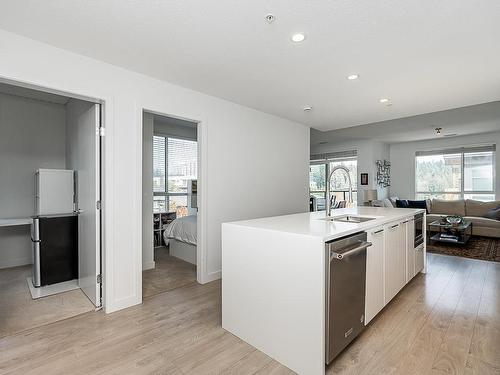 504 3581 Ross Drive, Vancouver, BC 