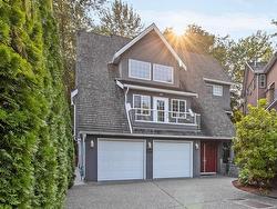 319 CAPE HORN PLACE  Coquitlam, BC V3K 6W4