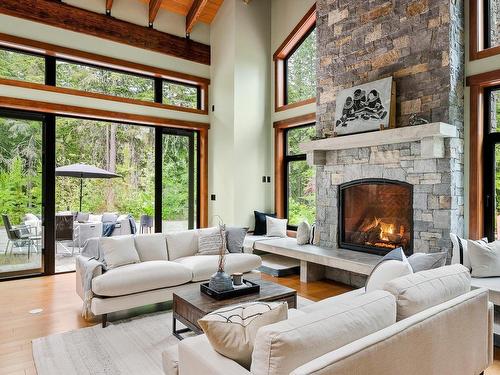 9036 Riverside Drive, Whistler, BC 