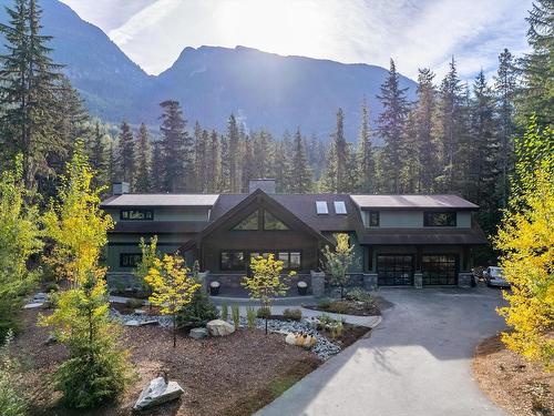 9036 Riverside Drive, Whistler, BC 