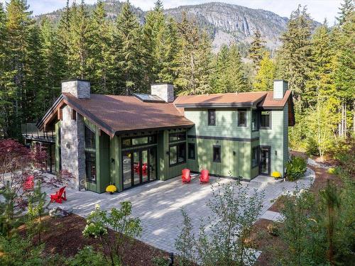 9036 Riverside Drive, Whistler, BC 