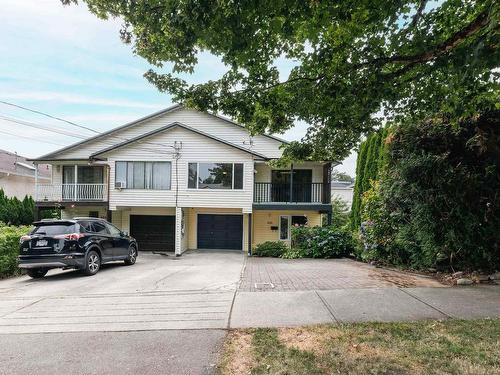 626 Thirteenth Street, New Westminster, BC 