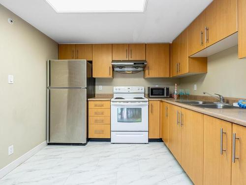 403 3660 Vanness Avenue, Vancouver, BC 