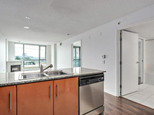 702 188 E Esplanade, North Vancouver, BC 