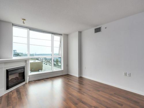 702 188 E Esplanade, North Vancouver, BC 