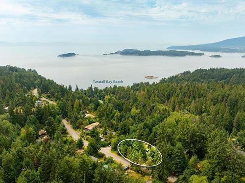 1570 Whitesails Drive, Bowen Island, BC 