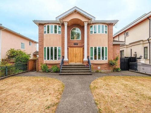 2288 Fraserview Drive, Vancouver, BC 