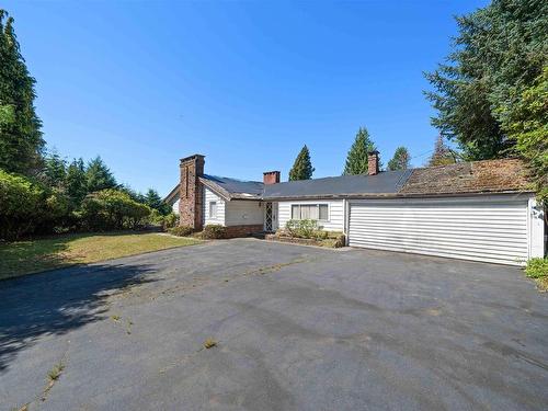 635 Glenmaroon Road, West Vancouver, BC 