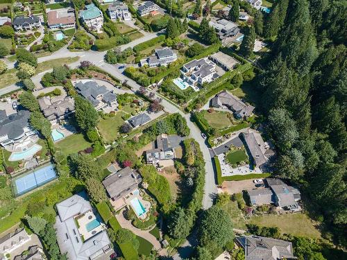 635 Glenmaroon Road, West Vancouver, BC 