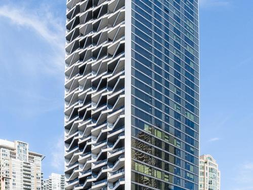 2706 889 Pacific Street, Vancouver, BC 