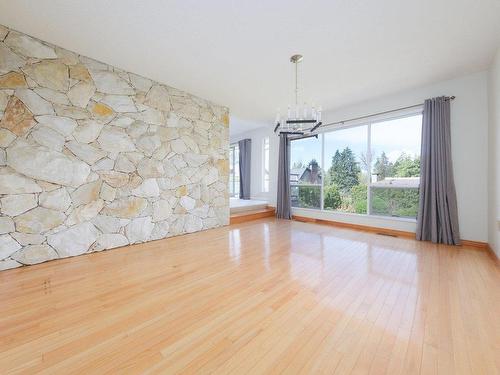 6212 Gordon Avenue, Burnaby, BC 