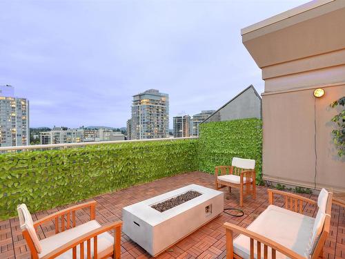 1604 121 W 15Th Street, North Vancouver, BC 