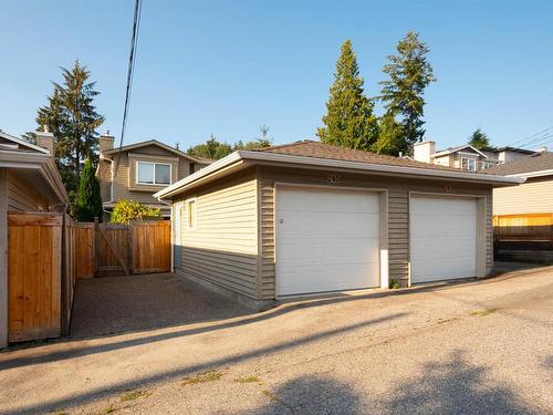 245 W 19Th Street, North Vancouver, BC 