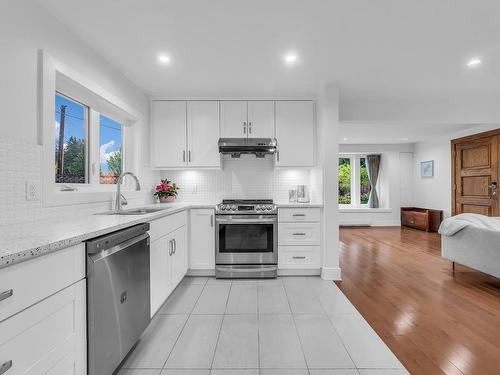 965 Kings Avenue, West Vancouver, BC 