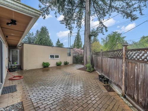 965 Kings Avenue, West Vancouver, BC 