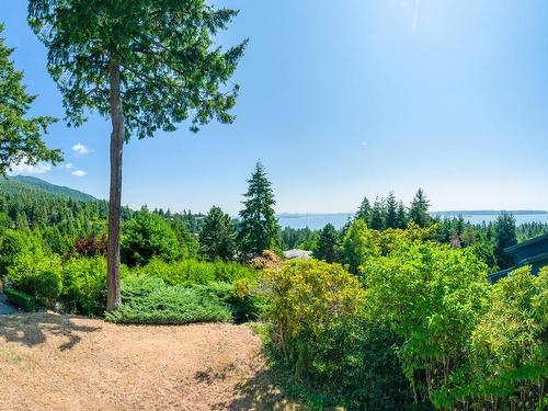 4719 Rutland Road, West Vancouver, BC 