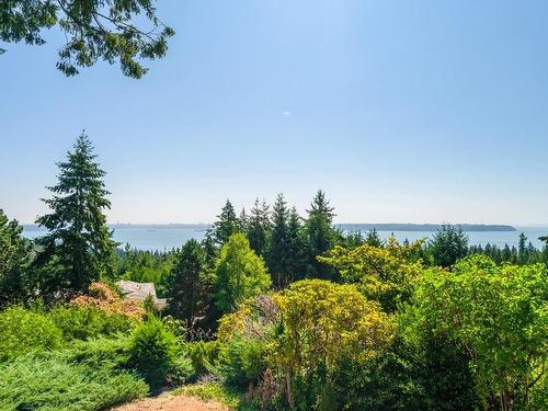 4719 Rutland Road, West Vancouver, BC 